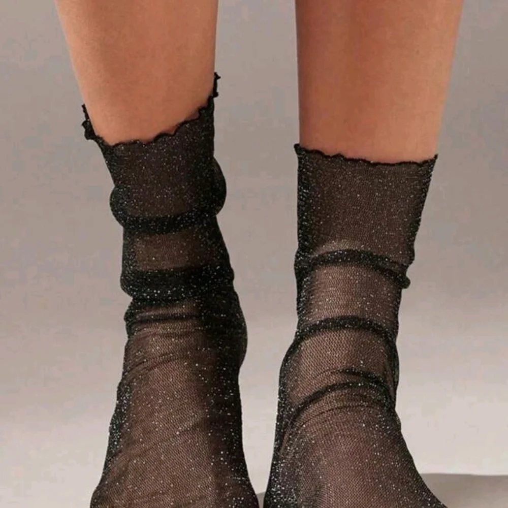 Elegant Black Shimmer Mesh Mid-Calf/Ankle Socks With Back Seam
